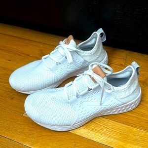 NWOT - New Balance Women’s Size 8 - Fresh Foam Cruz Running Sneaker - White